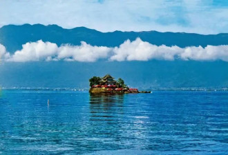 云南洱海：中国第七大淡水湖 旅游胜地