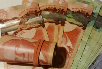 好消息！加拿大政府宣布一项新家庭补贴，每户年省高达$4500！