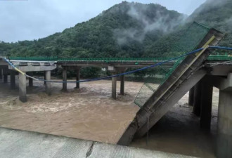 怎么今年雨下到哪里，事就出到哪里