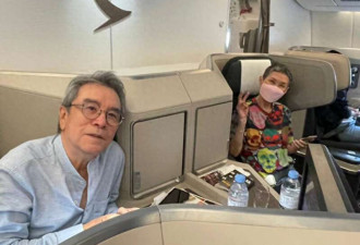 高龄明星游日本 92岁胡枫精神抖擞 姜大卫活力足