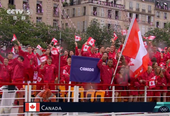 7月26日头条：奥运开幕加拿大中国同船！数万套公寓无限期搁置