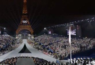 最好的开幕式之一！巴黎奥运开幕式审美太在线