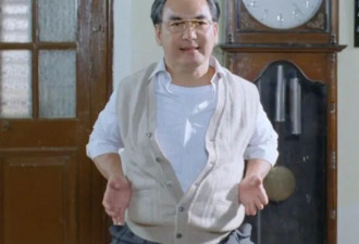 友人称元奎去世前患严重失智症，洪金宝早知其死讯，成龙当众痛哭