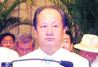 拉链市长告诉老上司：你妻子表现不错，我很满意