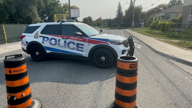  Kingston police have closed a stretch of Montreal Street following an attack that killed two people and critically injured another on Thursday, Sept. 12, 2024. (Peter Szperling/CTV News Ottawa) 