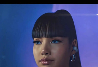 好久不见Lisa？她的风格变成这样了？？？