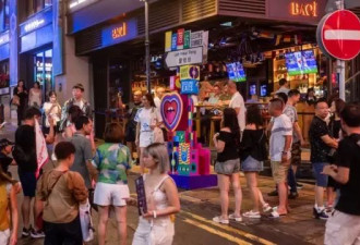 香港在争议声中下调烈酒税,能助&quot;夜经济&quot;再次起飞吗