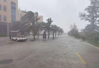 台风“潭美”致海南三沙出现海水倒灌现象