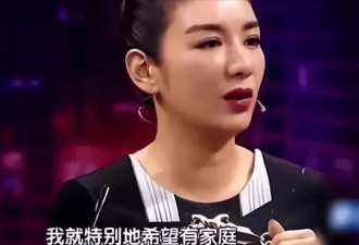 黄奕看望英国留学女儿，黄芊玲抱着妈妈眼含泪光