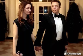 马斯克真心爱过的妻子莱莉，两婚两离也没放下