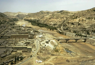 28张彩色老照片 外媒实拍70年代的延安