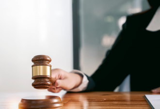 华裔白富美遇害 顶级投行工作,伴侣被控一级谋杀