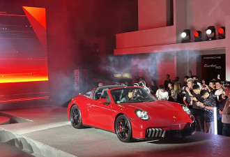 保时捷911 Targa 4 GTS /911 Carrera T首发亮相