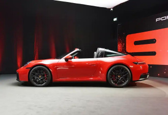 保时捷911 Targa 4 GTS /911 Carrera T首发亮相