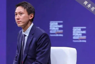 周受资同框迪拜王子，穿西装帅出新高度！他为什么是“打工人天花板”？