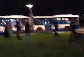 300多人被捕 阿姆斯特丹爆反犹暴力示威 纵火袭击