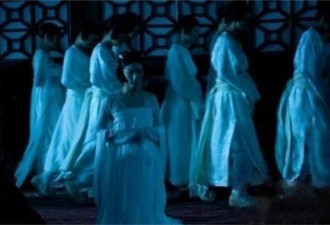 嫔妃出土时“双腿呈现被掰开状” 真相是…