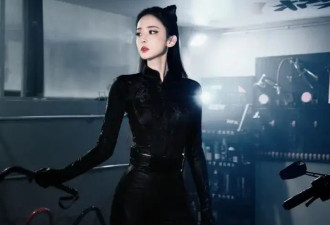 娜扎COS猫女！她肤白貌美玉腿修长身材火辣性感妖艳