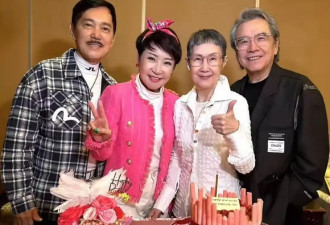 谢霆锋妈妈73岁生日太幸福！与前夫谢贤比心合照，现任老公献吻