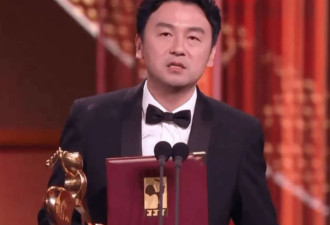 金鸡奖台下观众大喊黑幕，赵丽颖失奖雷佳音变脸