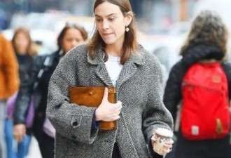 时尚博主Alexa Chung：英式街拍的魅力