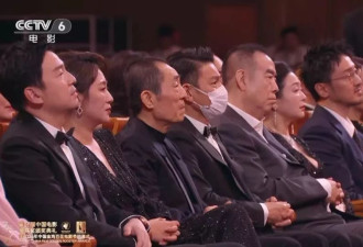 金鸡奖晚会刘德华戴口罩,只有上台没戴为了演唱会