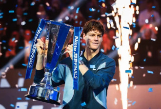 ATP年终总决赛：辛纳一盘未失横扫夺冠