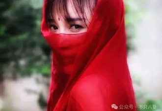 等了她三年啊，这妥妥真爱了吧？！