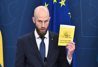 500万家庭被分发小册子！他们开始为核战做准备