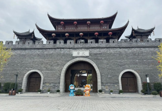 实探大庸古城：20亿投资成空城,商户集体抵制付租