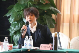 她今年75岁，为杀夫女性和失地女性辩护的40年