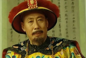 88岁焦晃近况曝光！烟不离手衣服布满了洞，小30岁三婚妻子罕露面