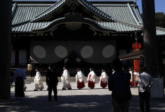 日本对在靖国神社涂鸦的14岁中国少年发出逮捕令