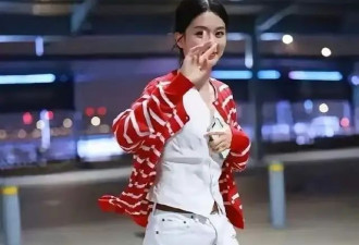 31岁乔欣嫁豪门后精神焕发！穿奶奶衫美如少女，爱情的力量很奇妙