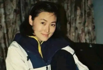最美潘金莲大变样！王思懿现身山西大同，脸浮肿僵硬木偶纹好明显