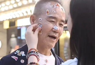 73岁王石独自带娃，4岁幼女身高惊人