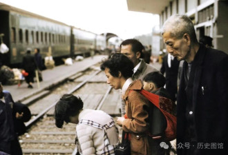 罕见照片：外国摄影师镜头下的1972年深圳罗湖