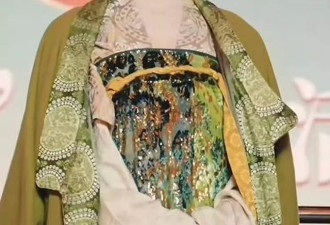 李子柒亮相“中国汉服之夜”，绿裙飘逸再现唐朝风韵