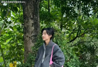 被“东北全智贤”孙千美到啦！灰色夹克搭藏蓝色半裙，尽显高级感