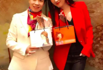 杨钰莹的同学照杀疯了，53岁的她依旧少女感满满