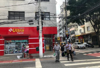 以前韩国经济不如朝鲜 很多有韩国家庭到了巴西