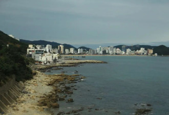 旅缩力拉满的亚洲国家 这座海边小城除外