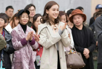 Angelababy大秀归来，黑裙美翻全网，网友：这颜值绝了！