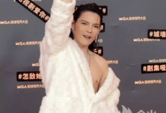 郭碧婷独自带娃逛街，4岁女儿身高抢镜