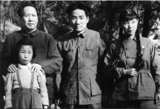 毛泽东世袭计划破灭 周恩来诡异举动