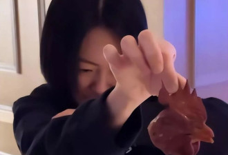 大S妈妈露面，大S笑声很爽朗，一家人齐聚很幸福