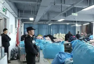 中国羽绒服也出事 3000多元买的拆开全是飞丝