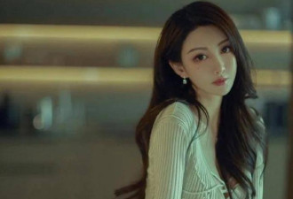 疑似分手 黄晓明救不了女友叶珂