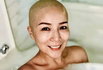 香港女星乳腺癌复发，摸到肿瘤变大又变硬，到泰国捐棺材积功德