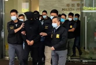 “安以轩老公”陈荣炼的毁灭史：百亿身家、美艳娇妻